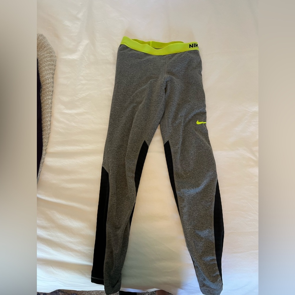 Nike fleece lined leggings